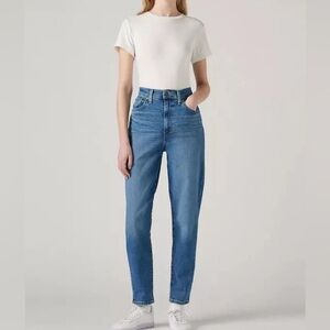 Levi’s mom jeans size 30